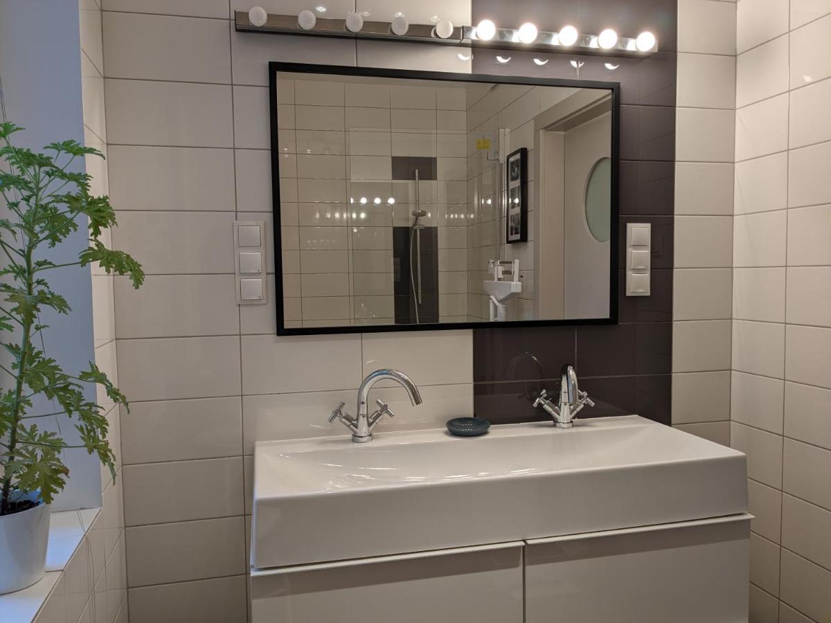 Apartament Spielberg 2 Bedroom *