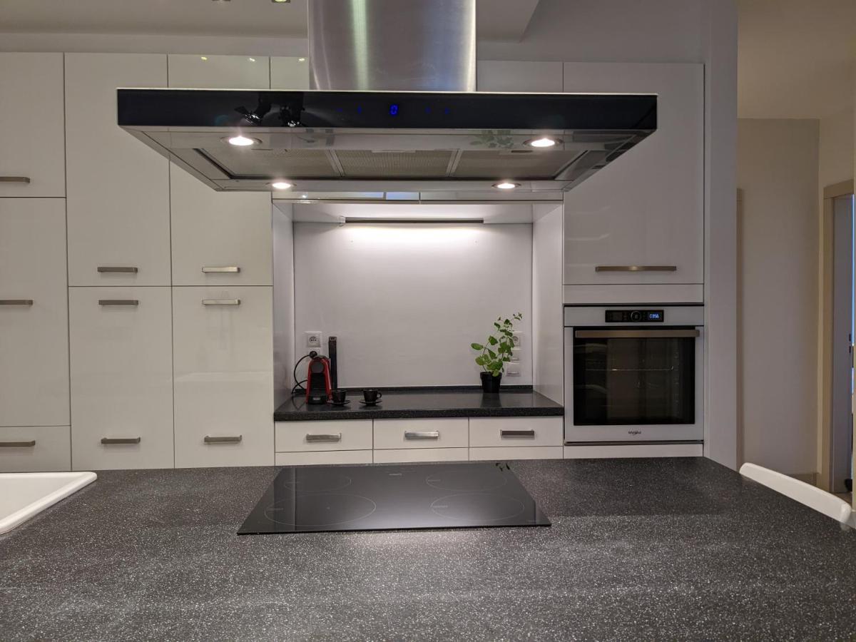 Apartament Spielberg 2 Bedroom Warszawa